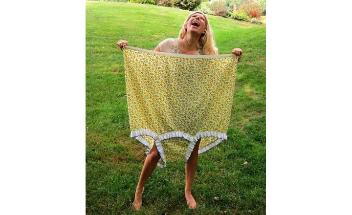 Ajude a noiva a comprar lingeries novas