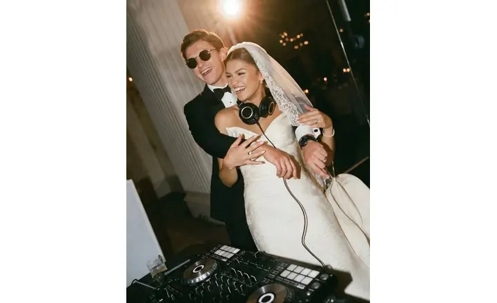 Adicionar música na playlist do DJ
